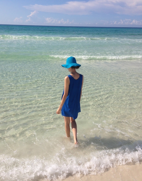 beach style with floppy hats