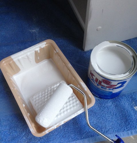 how to update your furniture with paint