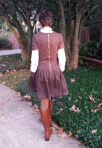 knit wool dress for the winter with pockets and pleated skirt