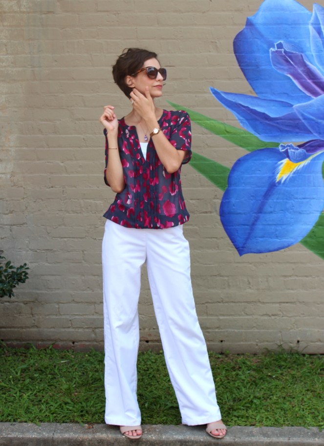 White, wide leg and high waisted pants